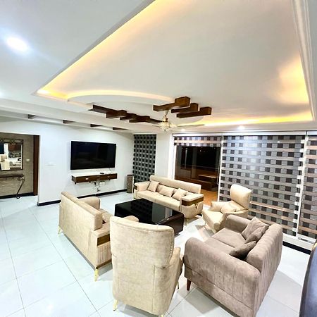Penthouse 3Bedrooms - Luxury Apartment Hotel Islamabad Extérieur photo